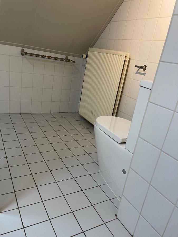 Karibu Het Voorhuis 2 Tot 6 Persoons Luxe Slaapkamers Met Een Mooie Woonkeuken Daarle Εξωτερικό φωτογραφία